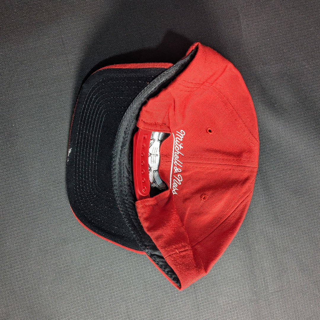 chicago bulls classic red snapback cap chicago bulls classic red snapback cap